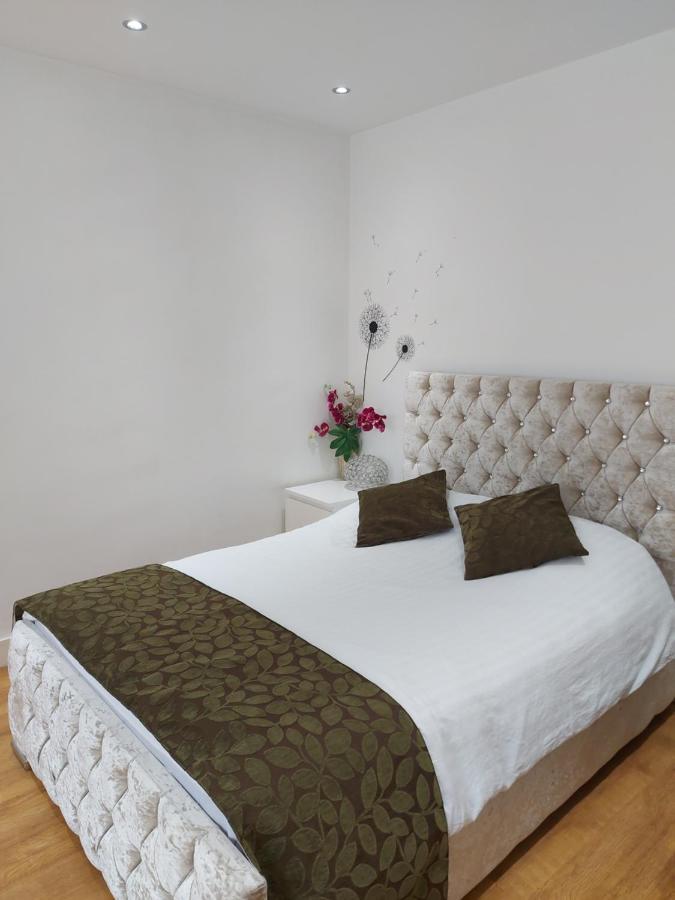 Lux Apartment In Gatwick 克劳利 外观 照片