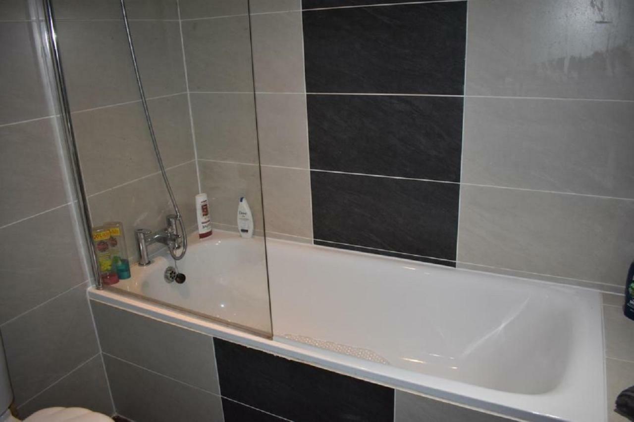 Lux Apartment In Gatwick 克劳利 外观 照片